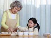 Làm mẹ - Nản với bà nội "ki" tiền thịt cho cháu