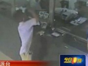 Tin tức - Trung Quốc: Cướp nhà băng cũng phải… xếp hàng