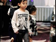 Làm mẹ - Con trai Hà Hồ "còi" nhưng chân dài hệt mẹ