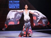 Thời trang - Hoa bướm rập rờn trên sàn diễn thời trang Việt