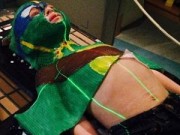 Tin tức - Cậu bé bị ung thư mạnh mẽ trong trang phục Ninja Rùa