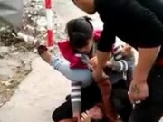 Eva Yêu - Clip đánh ghen trước chùa Tứ Kỳ ở Hà Nội