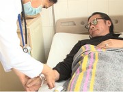 Làm mẹ - Bố ơi Mình đi đâu thế: Trần Lực phải nhập viện