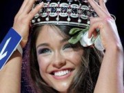 Eva tám - Hoa hậu xấu, đẹp, cứ để thời gian trả lời