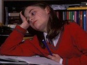 Tin tức - Học sinh làm bài tập về nhà có kết quả học tốt hơn