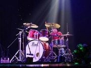 Làng sao - Thần đồng đánh trống đăng quang Nhí tài năng 2014