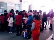 Tin tức - Chùm ảnh: Hà Nội rét đậm, trẻ nhỏ ồ ạt nhập viện