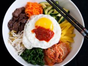 Bếp Eva - Bibimbap: Món cơm trộn ngon mê của người Hàn