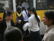 Tin tức - Lùi chạy xe buýt nữ để "nghiên cứu" về quấy rối tình dục