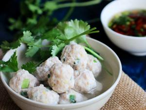 Thịt viên luộc, bạn thử chưa?