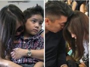 Tin tức - Chùm ảnh: Thân nhân hành khách QZ8501 khóc nấc ngóng tin