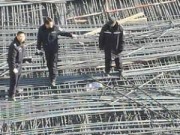 Tin tức - TQ: Sập giàn giáo xây dựng trường, 10 người tử vong