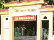 Tin tức - Hà Tĩnh: Bị tố thu tiền sai, nhà trường hoàn trả 5 khoản "lạm thu"