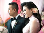 Làng sao - Thúy Diễm mặc áo dài cưới gợi cảm bên Lương Thế Thành