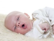 Làm mẹ - Dấu hiệu trẻ sơ sinh bị ho đã biến chứng cần cảnh giác
