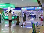 Làm mẹ - Phẫn nộ cảnh mẹ tàn tật quỳ xin lỗi con gái