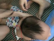 Tin tức - Sở GD-ĐT đề nghị xử lý cô giáo nhét giẻ vào mồm trẻ