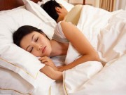 Eva tám - Mình còn là vợ chồng nữa không anh?