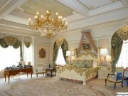 Nhà đẹp - Soi kĩ biệt thự dát vàng bán mãi chẳng ai mua