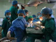 Tin tức - Con trai hiến gan cứu cha mẹ bị ung thư giai đoạn cuối