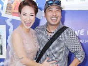 Làng sao - Uyên Linh tình cảm ôm Dũng "khùng" tại sự kiện