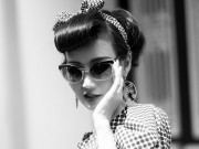 Làng sao - Ngọt ngào với phong cách mùa Thu của HH Sương Đặng