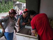 Mua sắm - Giá cả - Rau, thịt sạch khan hiếm