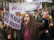 Tin tức - Luật phá thai: Bài toán khó của nhiều nước