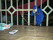 Tin tức - Lấy điện thoại chơi game, bé trai bị điện giật chết