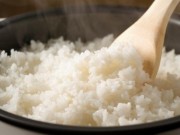 Tin tức - Thực hư ăn cơm nguội hâm nóng có thể gây ung thư