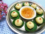 Bếp Eva - Thưởng thức bánh nếp nhân tôm thịt