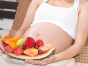 Bà bầu - 10 thực phẩm giúp thai nhi đủ chất, mẹ không lo béo