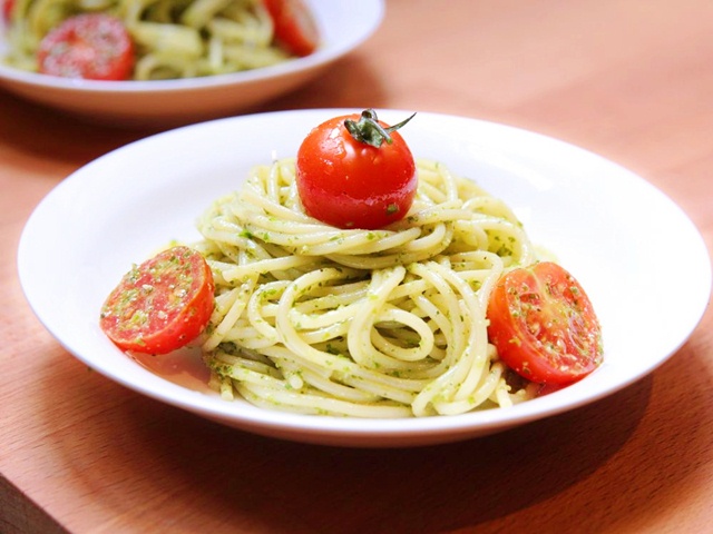 Mỳ Ý sốt húng quế ngon miệng, dễ làm