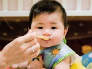 Làm mẹ - 6 bài học “nhớ đời” của mẹ Bông khi cho con ăn dặm