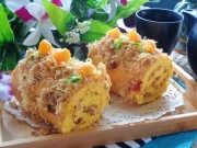 Bếp Eva - Bánh bông lan cuộn ruốc phủ trứng muối ngon mê