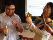 Tin tức - Tâm sự của cô giáo dạy giáo dục giới tính bằng… dưa chuột