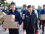 Làng sao - Angela Baby mặt mộc về quê chồng sau ngày cưới