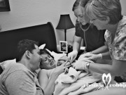 Bà bầu - Bộ ảnh sinh thường không đau đớn, tràn ngập nụ cười