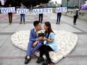 Eva Yêu - Bạn gái có thai, chàng trai cầu hôn bằng 4500 chiếc tã