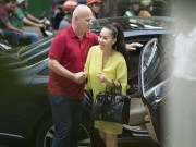 Làng sao - Thu Minh xách túi hơn 1 tỷ đi làm đẹp cùng ông xã