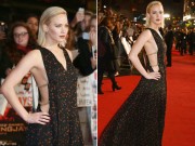 Làng sao - Jennifer Lawrence diện váy xẻ táo bạo trên thảm đỏ