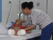 Tin tức - Mẹ ơi, chân của con đâu rồi?