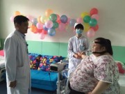 Tin tức - Người phụ nữ 'béo nhất Trung Quốc' cắt dạ dày để giảm cân