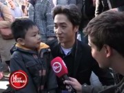 Làm mẹ - Ấm lòng bài phỏng vấn cặp bố con gốc Việt về khủng bố ở Pháp