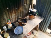 Tin tức - Bé gái 13 tuổi nguy kịch vì nhiễm bệnh lạ sau khi bị hiếp