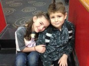 Làm mẹ - “Ngôn tình có thật” của cậu bé ngừng chữa ung thư để ở bên bạn gái