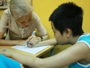 Tin tức - Lớp học của bà giáo già và học sinh không bao giờ... lớn