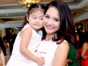 Làng sao - HH Hương Giang khoe "tiểu công chúa" đáng yêu