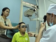 Sức khỏe - Gia tăng trẻ đô thị bị cận thị