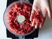 Làm mẹ - Sai lầm khi nấu thịt khiến con dễ nhiễm bệnh